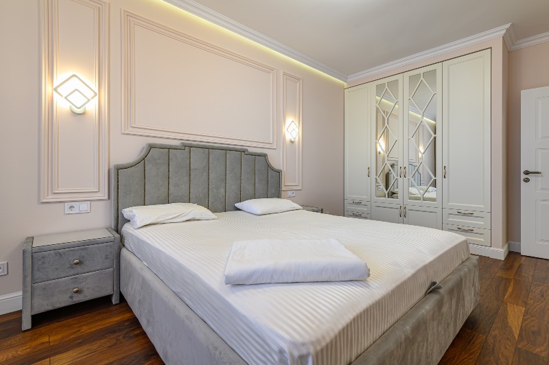 Pellco Windows & Doors' trim design enhances a Southern California bedroom's appearance